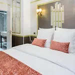 Merveil - Luxury Suite - Tour Eiffel - Laos